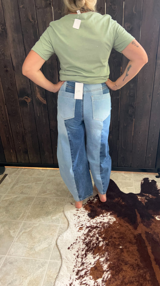 Two tone barrel jeans