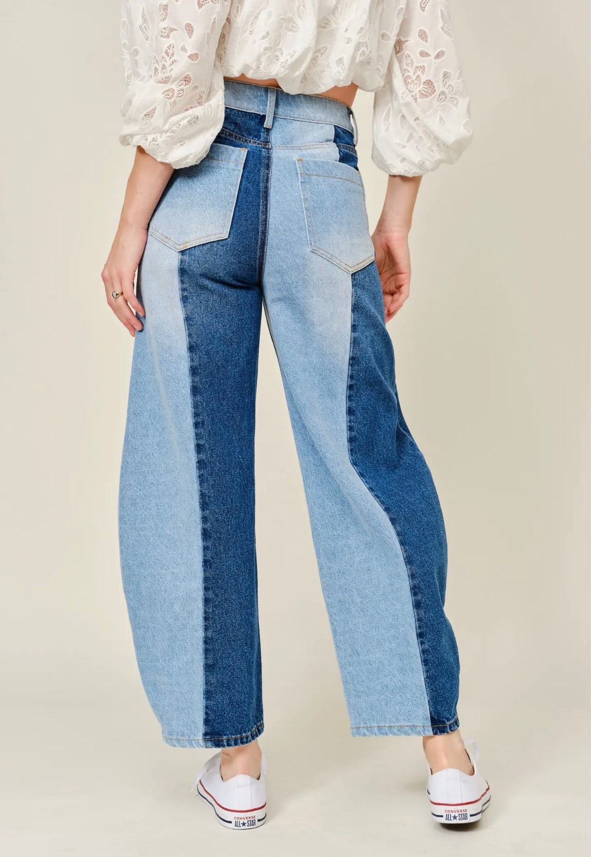 Two tone barrel jeans