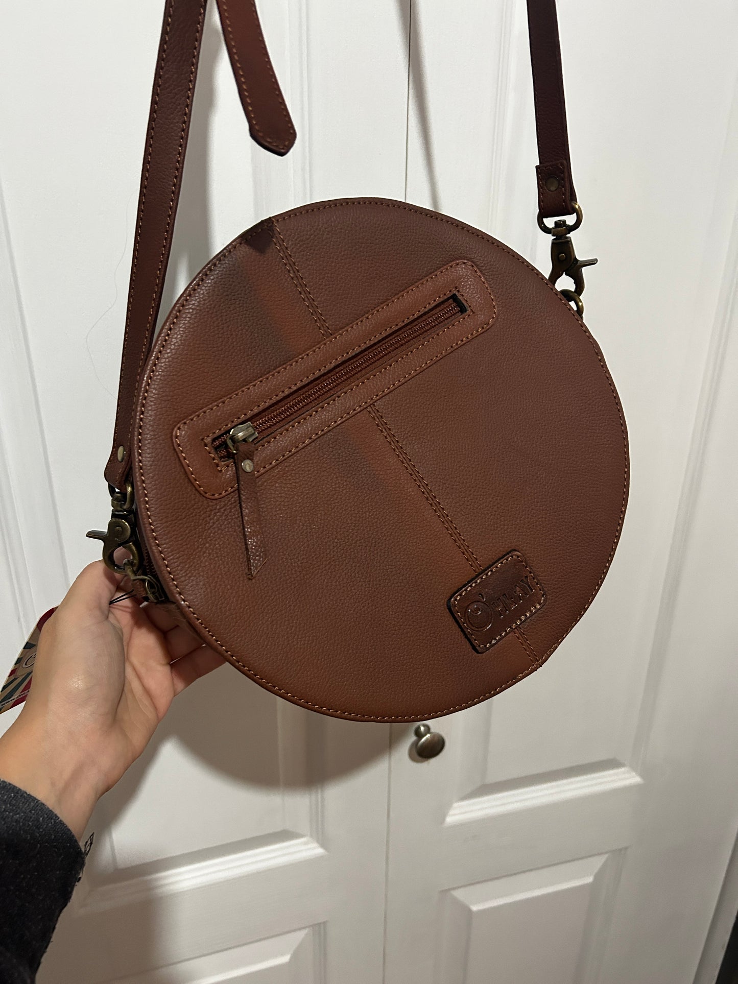 The Canadian girl canteen bag