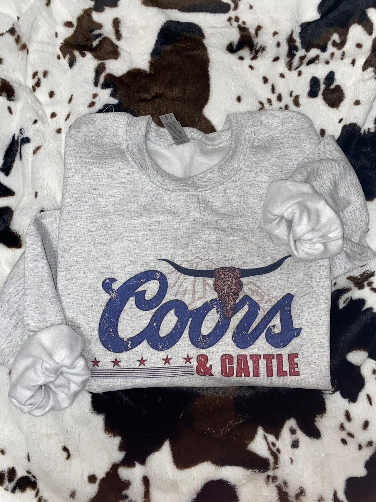 Coors & cattle crewneck